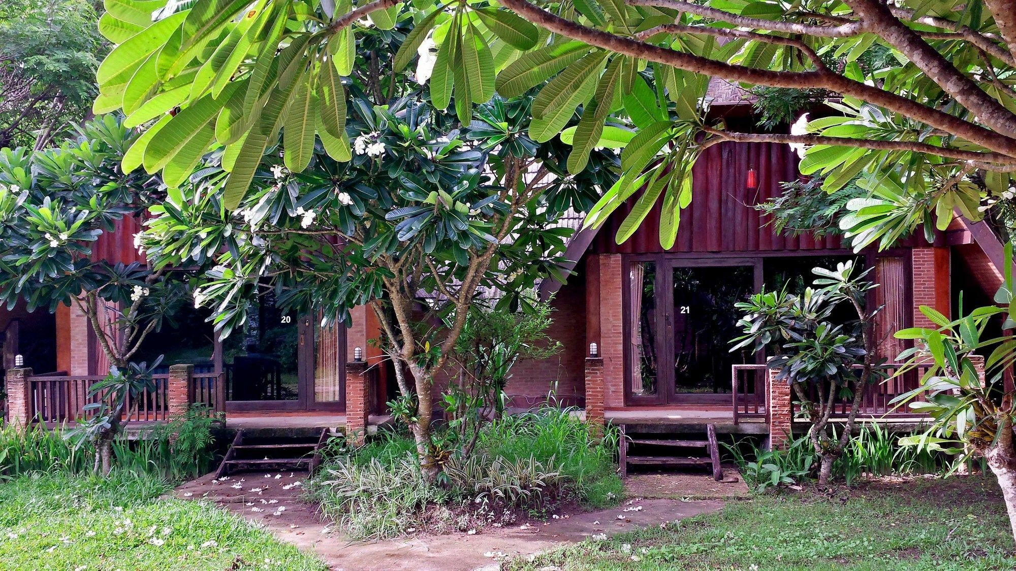 Pai Kiniman Resort エクステリア 写真